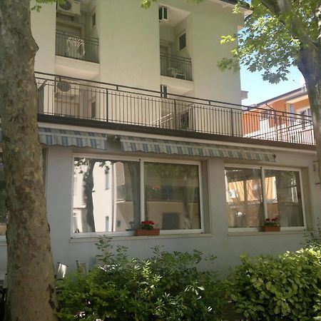 Blue Hotel Чезенатико Екстериор снимка