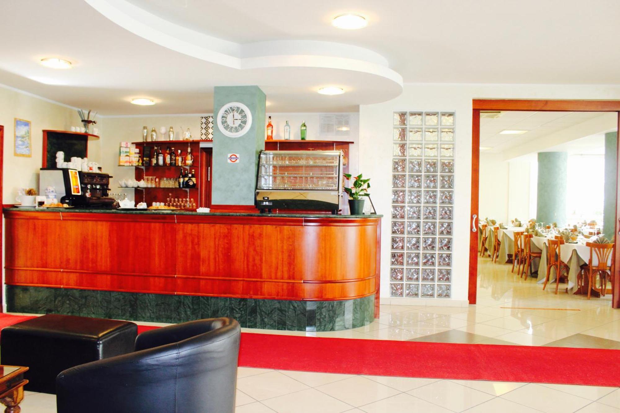 Blue Hotel Чезенатико Екстериор снимка