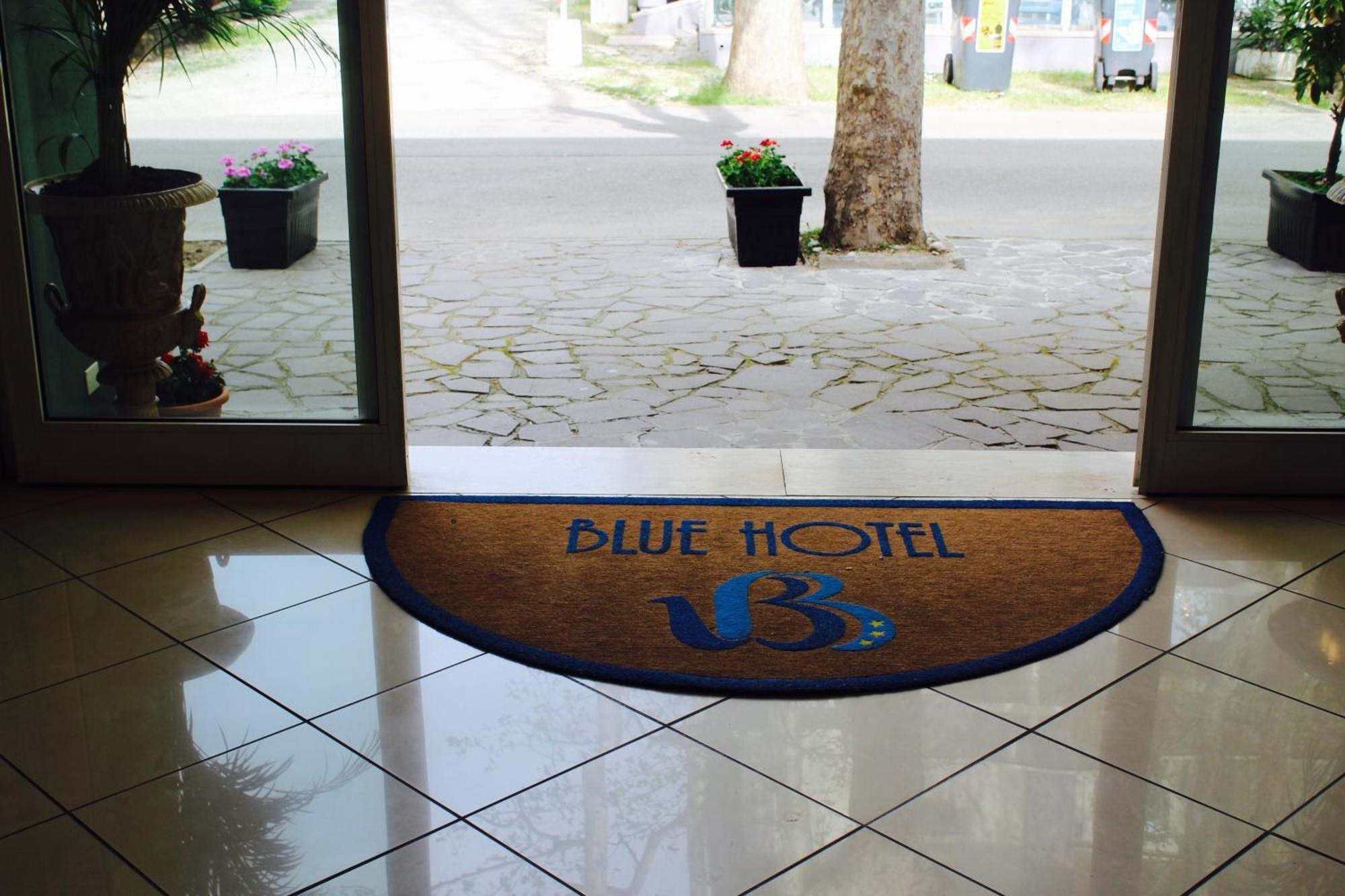 Blue Hotel Чезенатико Екстериор снимка