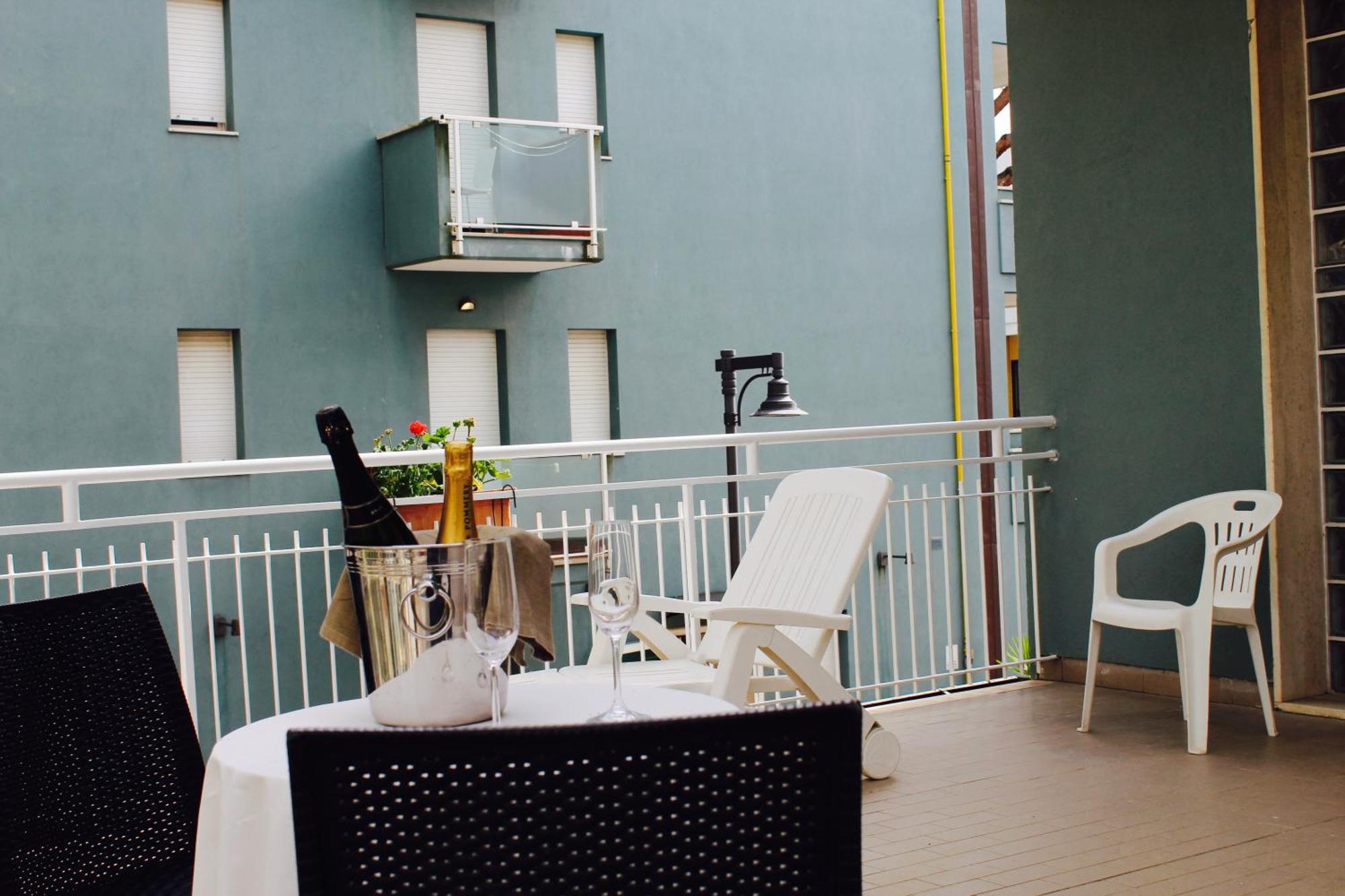 Blue Hotel Чезенатико Екстериор снимка
